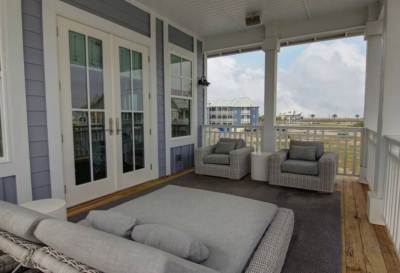 Coastal Charm 258 Hi