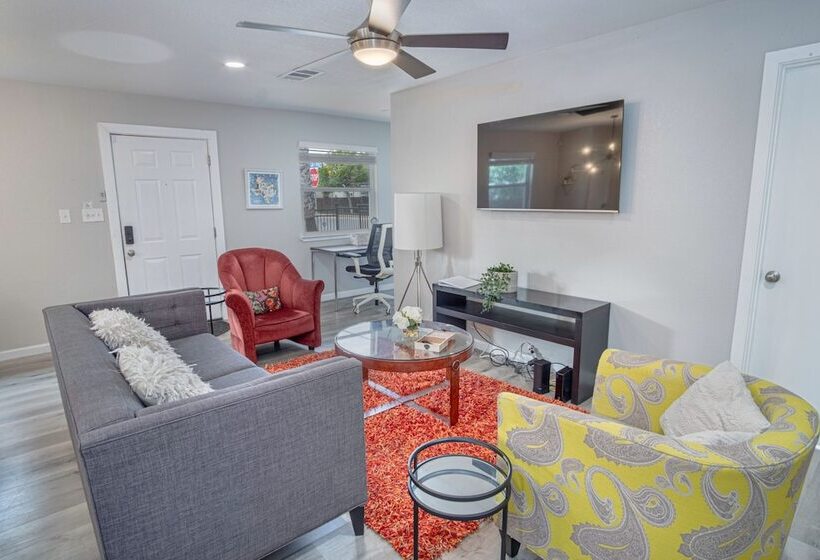 Freshly Remodeled 3br 2ba Near Fantastic Downtown