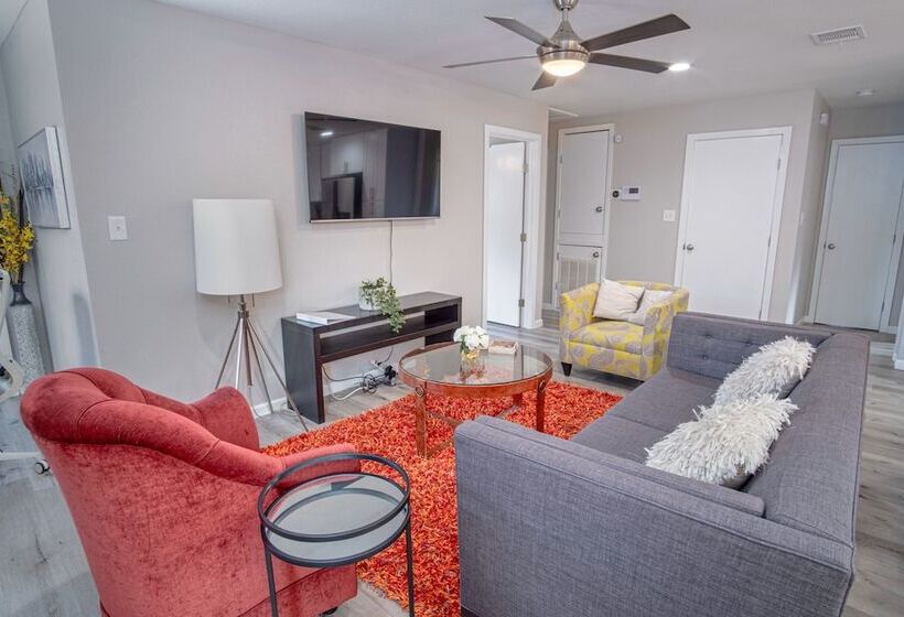 Freshly Remodeled 3br 2ba Near Fantastic Downtown