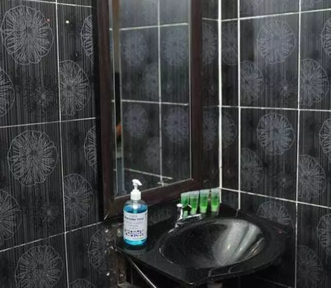Green Town Hotel & Resort Kuah