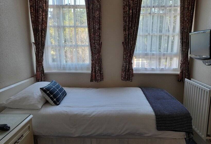 여관 The Rising Sun