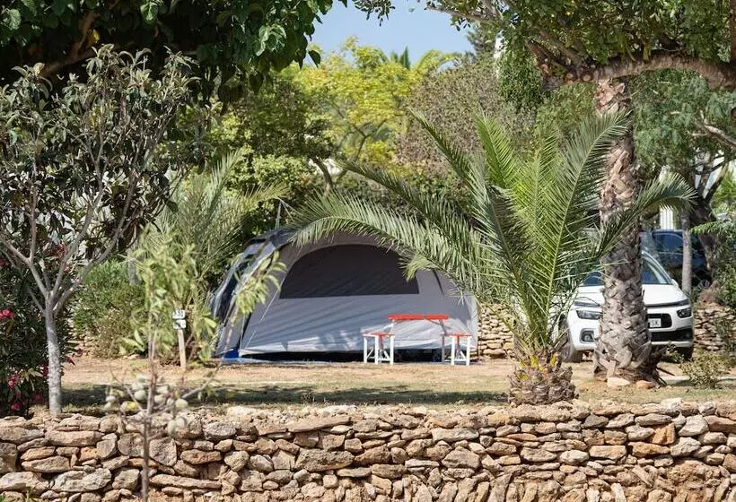 ホテル Camping L Orangeraie