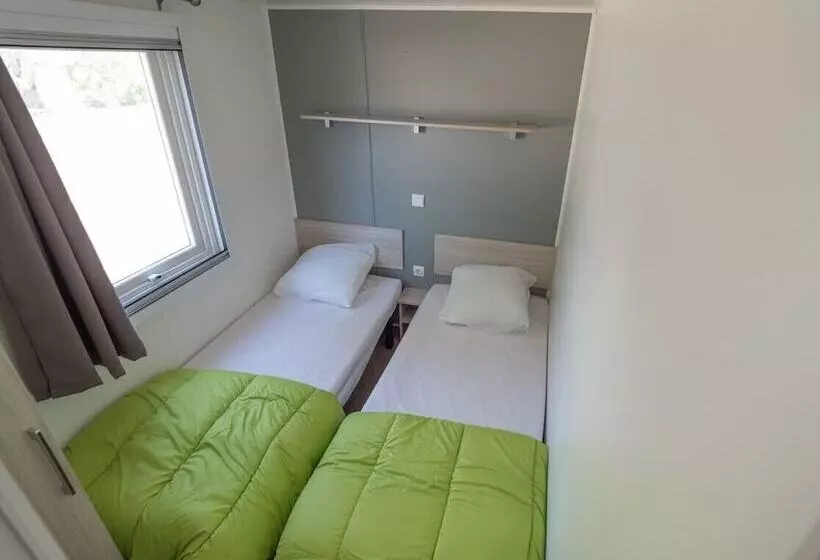 ホテル Camping L Orangeraie