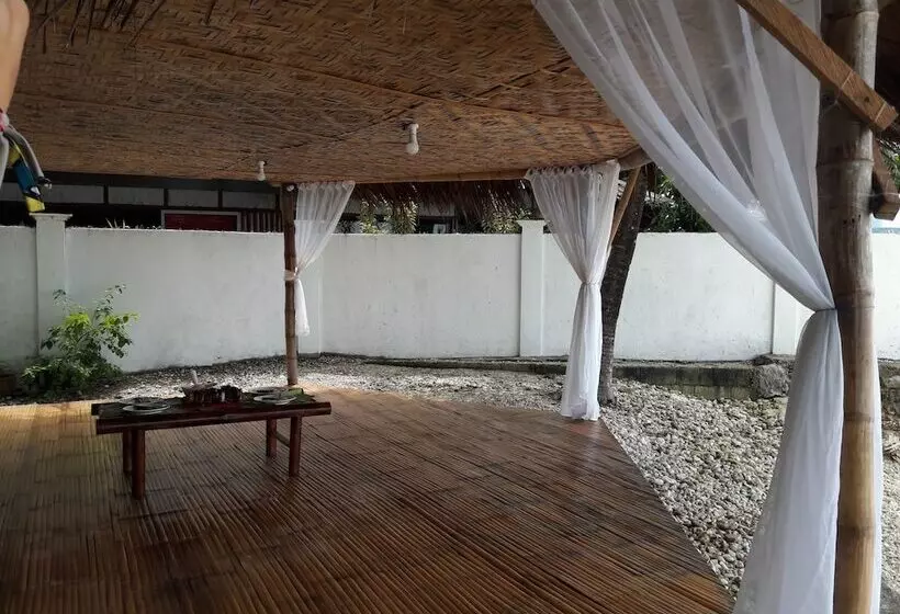 Hotelli Carolina Del Mar