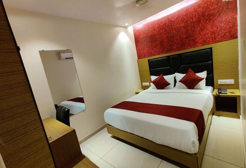 ホテル Hindustan Residency