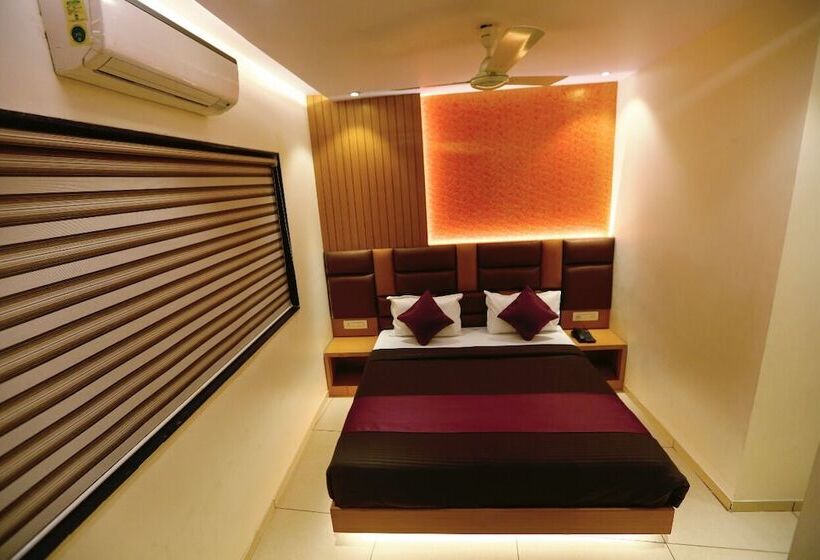 ホテル Hindustan Residency