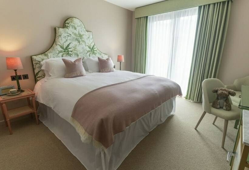 בית מלון כפרי Oyster House