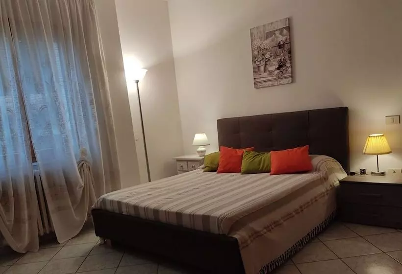 هتل روستایی Agriturismo Giù Al Pozzo