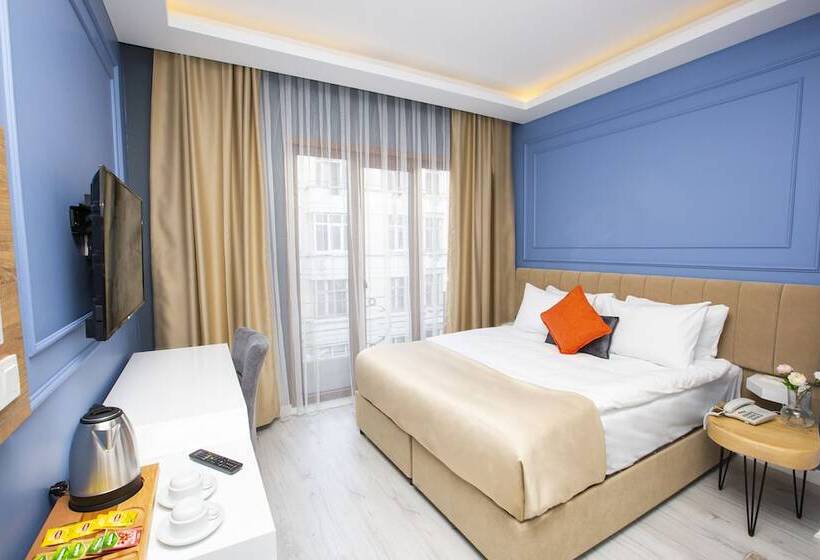 هتل Taksim Leon S