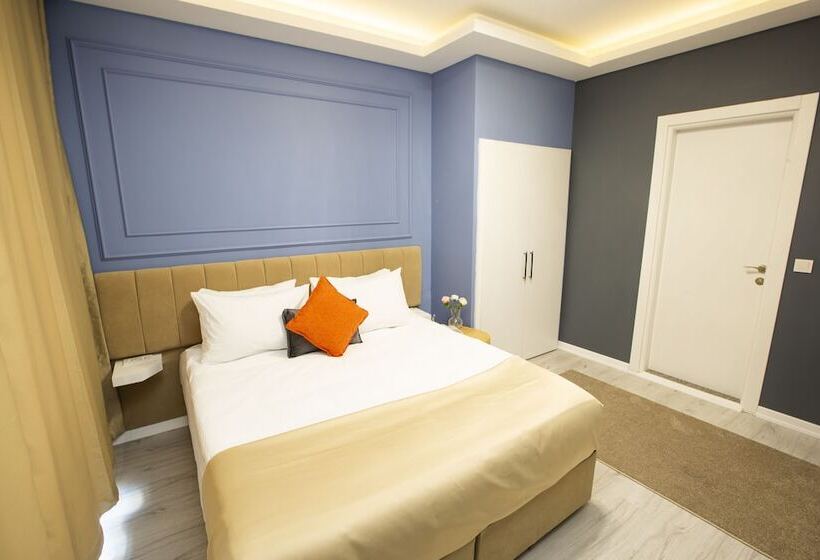 هتل Taksim Leon S