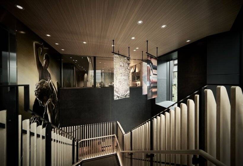 هتل The Royal Park Canvas Ginza Corridor