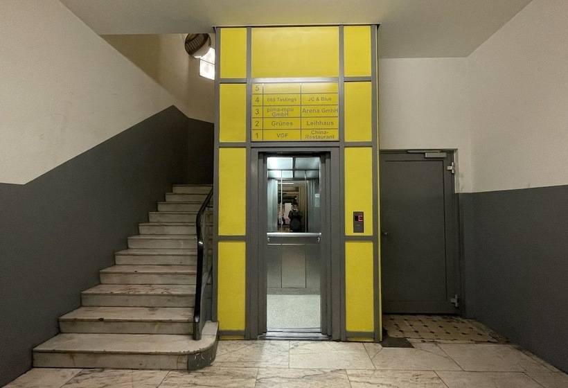 Jc&blue Guesthouse   Hostel