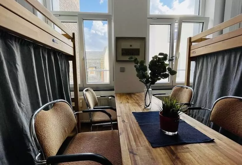 Jc&blue Guesthouse   Hostel