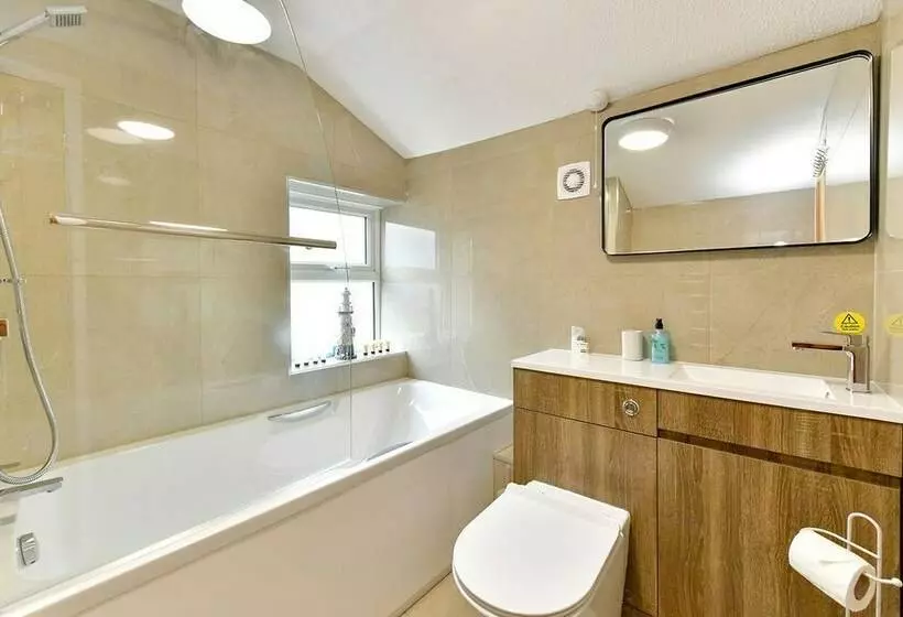 Just Stay Wales   Castle Square Cottage