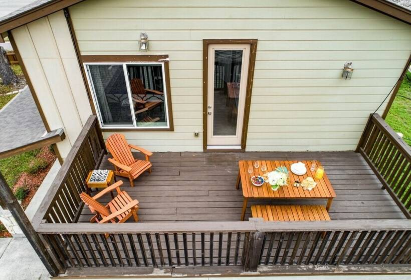 Lady Bird By Avantstay Great Location In Austin W/ Large Yard & Fire Pit!