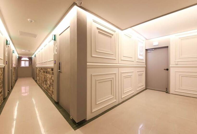 Motel Gwangju Sinan Yeogiseo Jaja