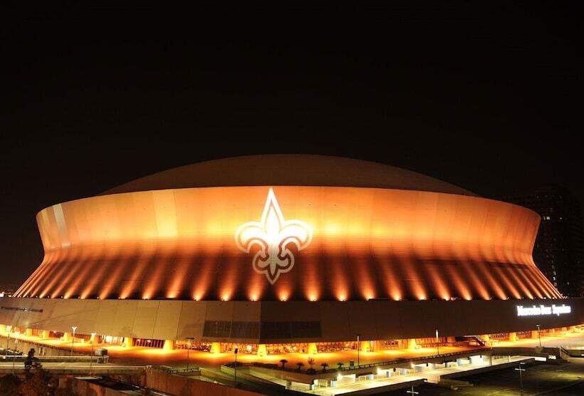 Peaceful Condo Near Bourbon Street