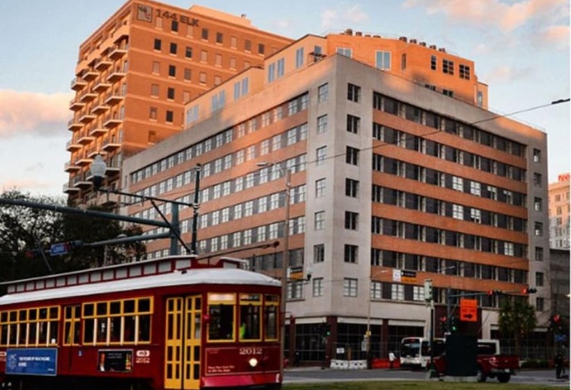 Peaceful Condo Near Bourbon Street