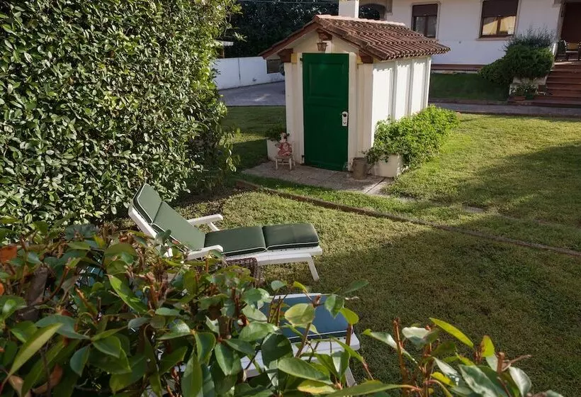 Majatalo Nina Guest House