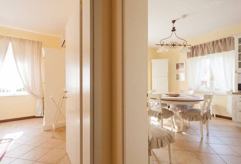 פנסיון Nina Guest House