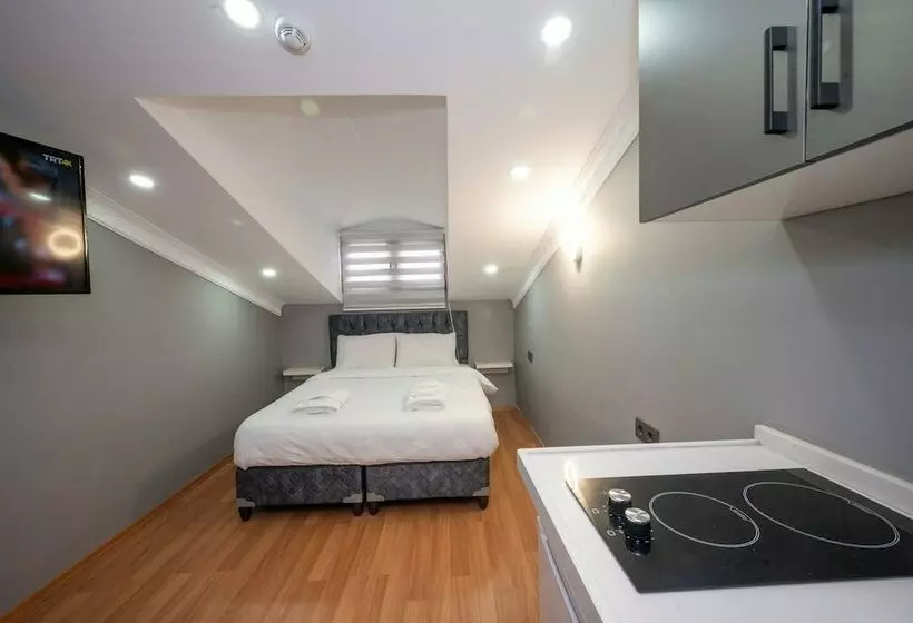 Taxim Sunpera Suites