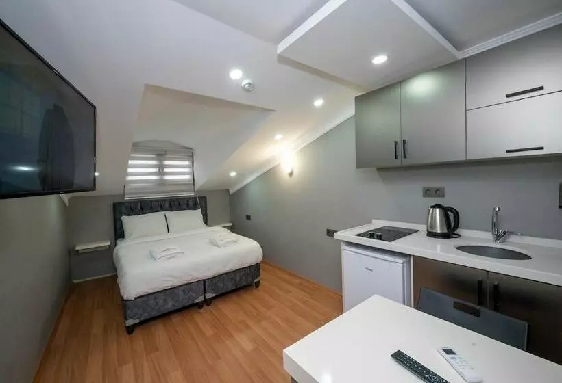 Taxim Sunpera Suites