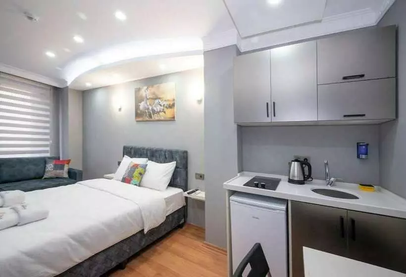 Taxim Sunpera Suites