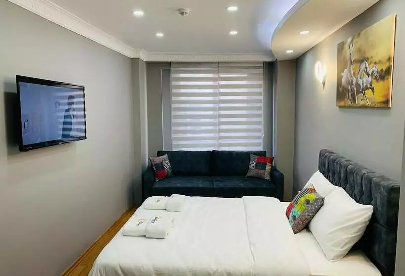 Taxim Sunpera Suites