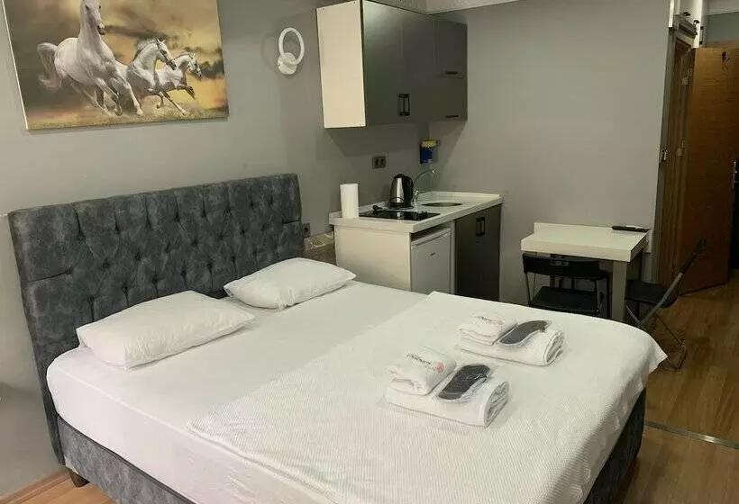 Taxim Sunpera Suites