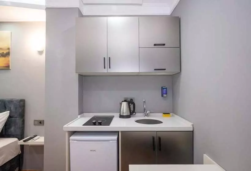 Taxim Sunpera Suites