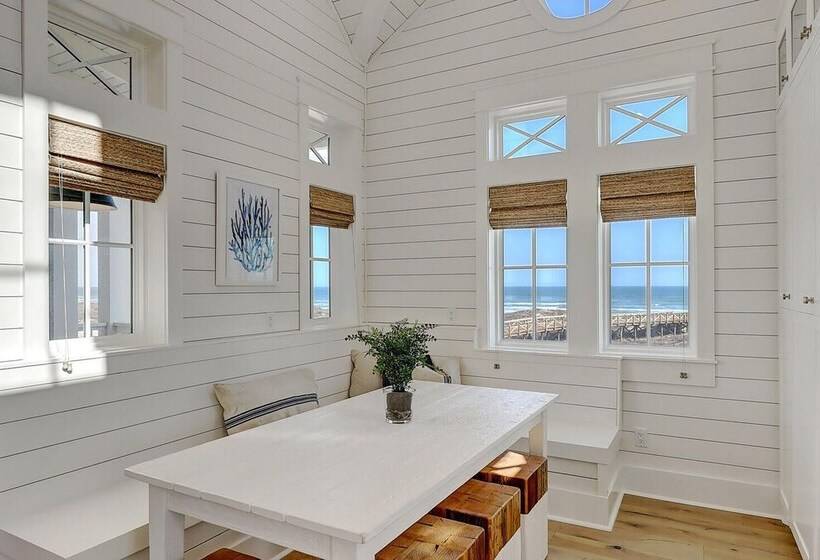 The Lighthouse 328 Coa