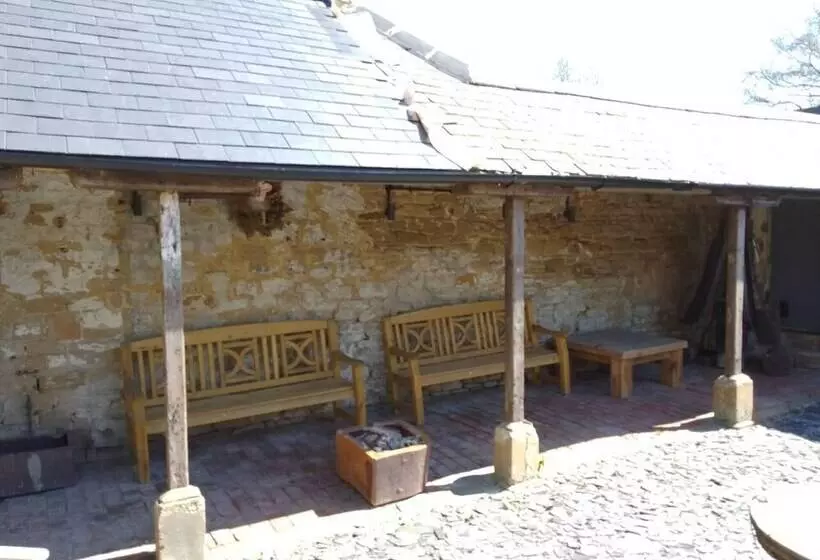 Unique Countryside Cottage Close To Sunderland