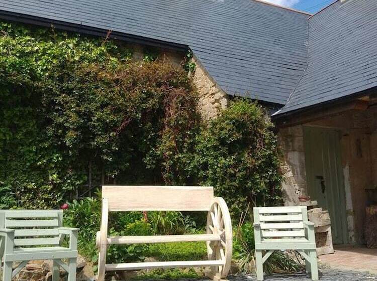 Unique Countryside Cottage Close To Sunderland