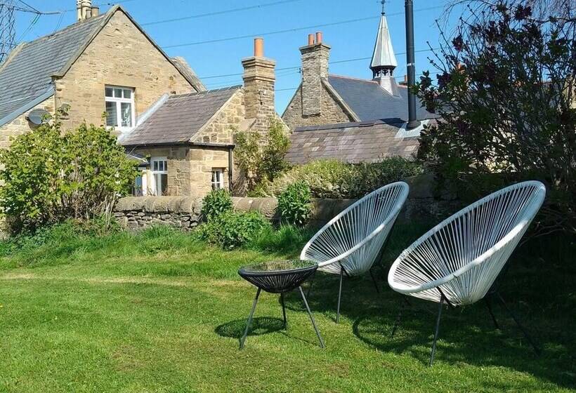 Unique Countryside Cottage Close To Sunderland