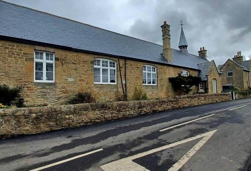 Unique Countryside Cottage Close To Sunderland