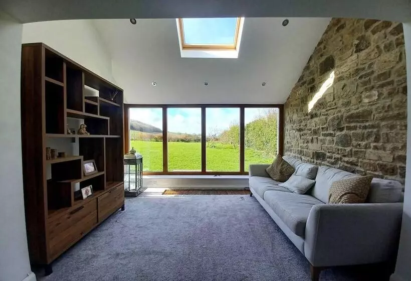 Unique Countryside Cottage Close To Sunderland