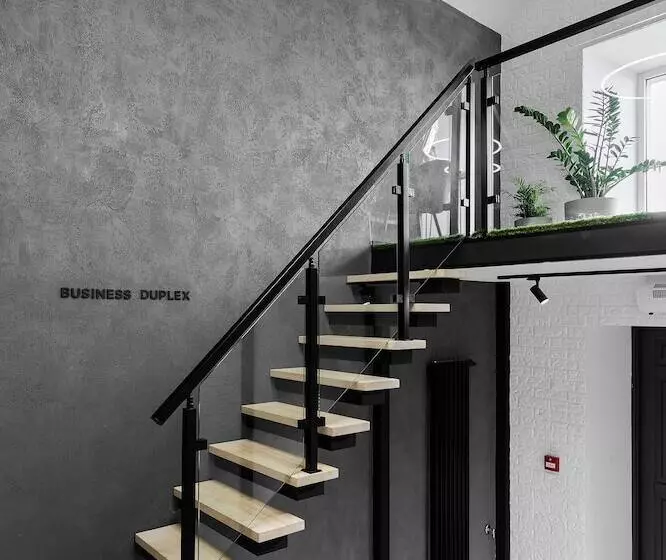 1715 Duplex