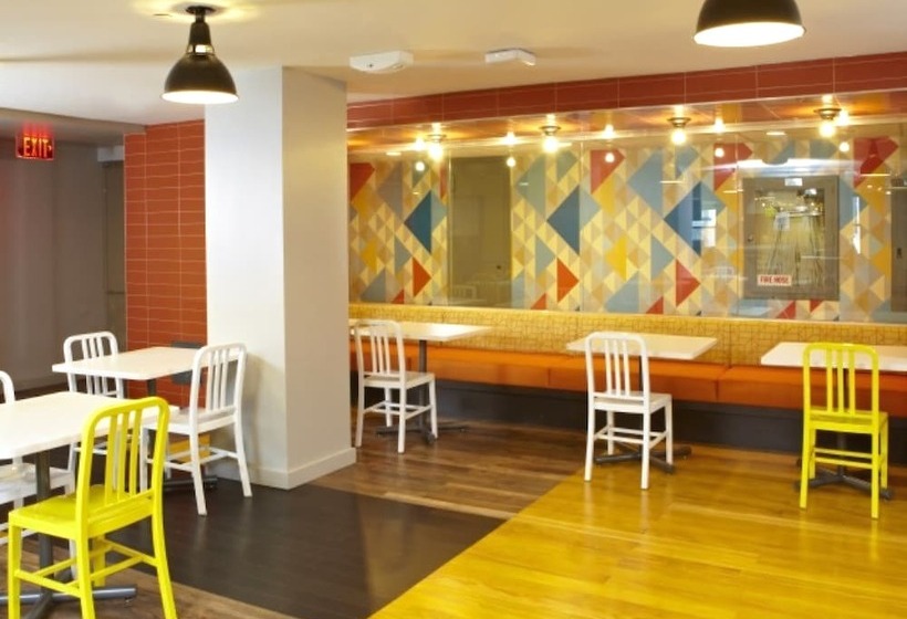 هاستل Ec New Yorker Student Residence
