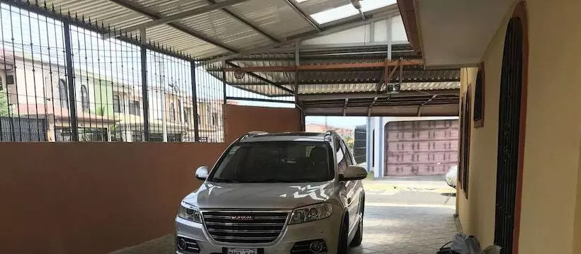 تختخواب و صبحانه La Casa Del Suizo