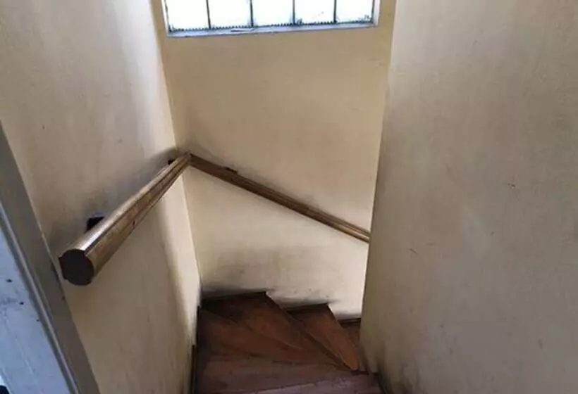 Hostel Giusta