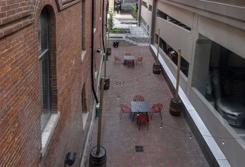 هتل Homewood Suites By Hilton Indianapolis Downtown Iupui