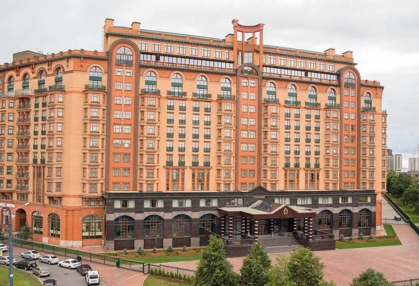 בית מלון כפרי Mfk Gornyi