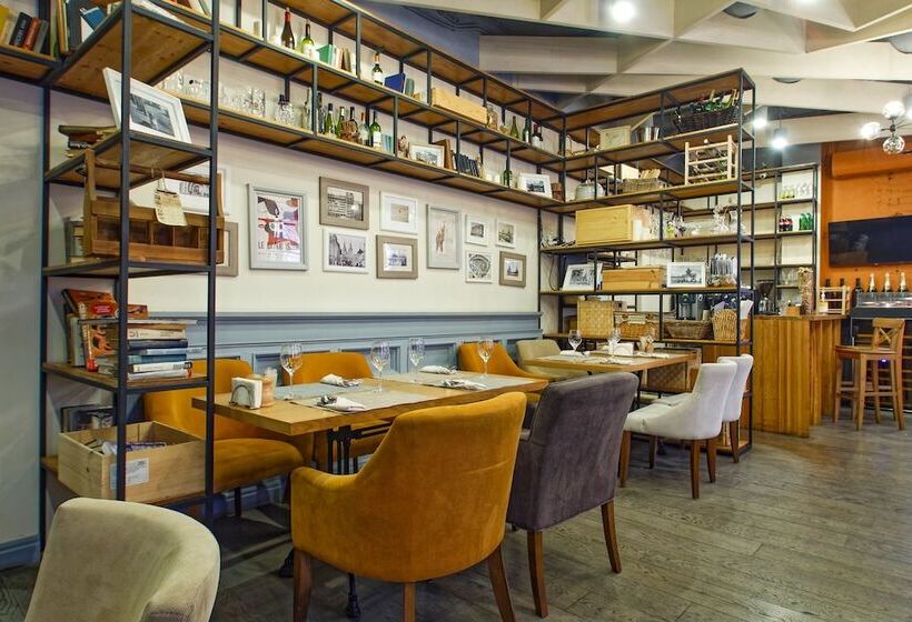 Отель Minima Krasnye Vorota