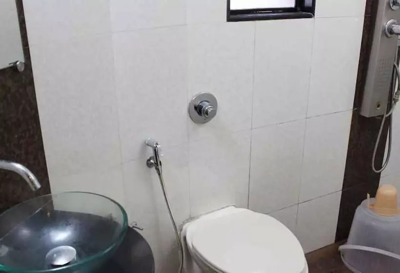 ホテル Room Maangta 211   Thane West