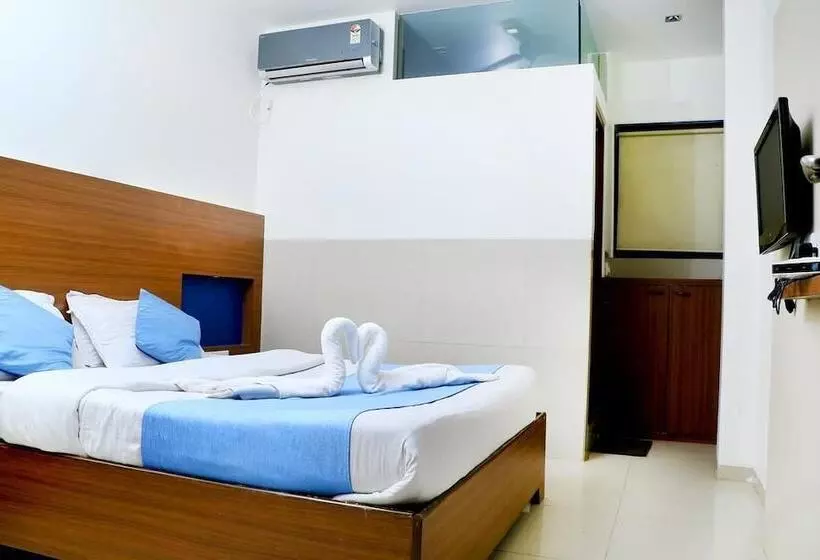 ホテル Room Maangta 211   Thane West