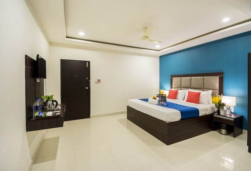 ホテル Signature Airport Zone Hyderabad