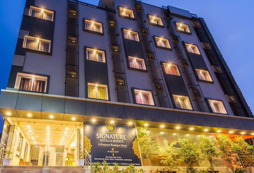 ホテル Signature Airport Zone Hyderabad