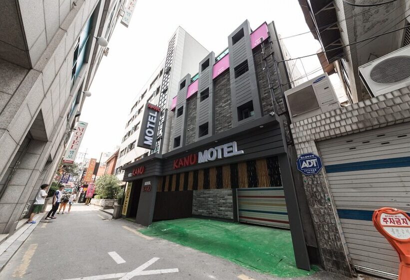 汽车旅馆  Suyu Canoe