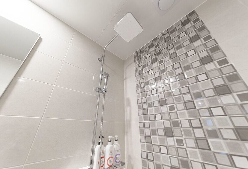 汽车旅馆  Suyu Canoe