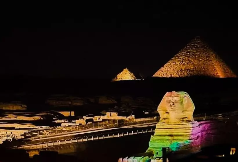 پانسیون Seven Pyramids Inn